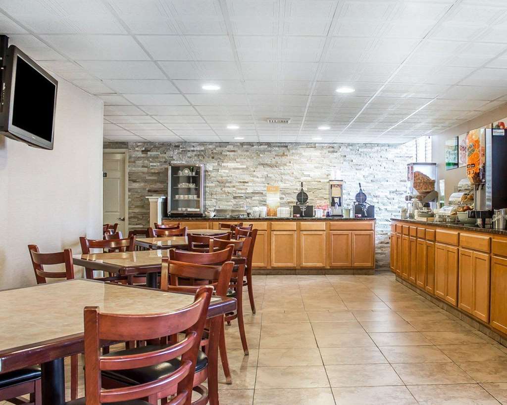 Baymont By Wyndham Scranton Dunmore Ресторант снимка